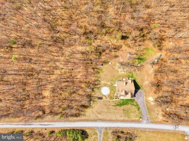 257 HUNTER RD, Maurertown, VA 22644