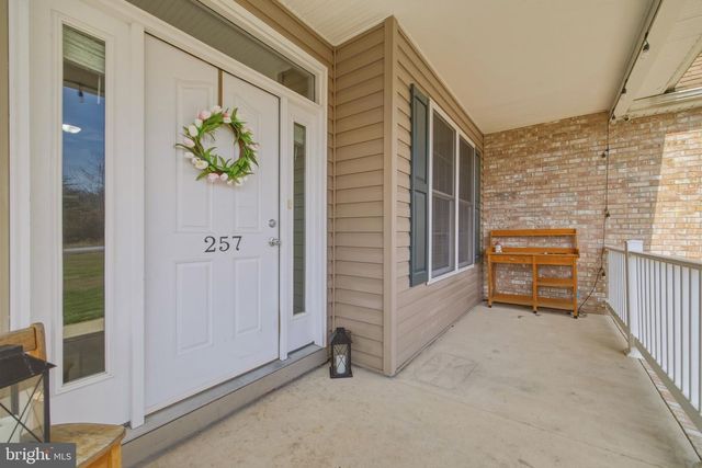 257 HUNTER RD, Maurertown, VA 22644