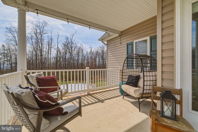 257 HUNTER RD, Maurertown, VA 22644