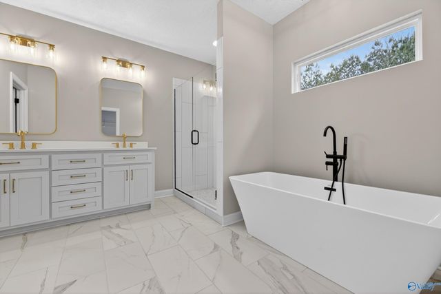 103 Meadow Creek Road, Glencoe, AL 35905