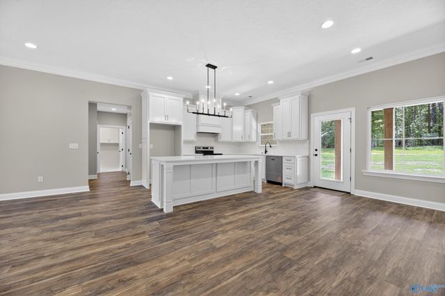 103 Meadow Creek Road, Glencoe, AL 35905