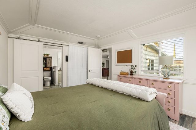 8032 Rusch Dr, Citrus Heights, CA 95621