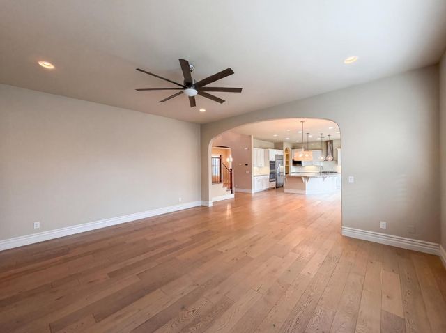 5601 Lakepointe Dr, Rocklin, CA 95677