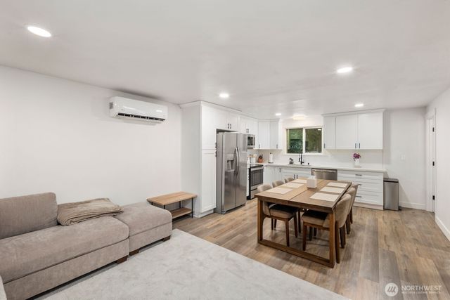 12319 129th Street Ct E, Puyallup, WA 98374