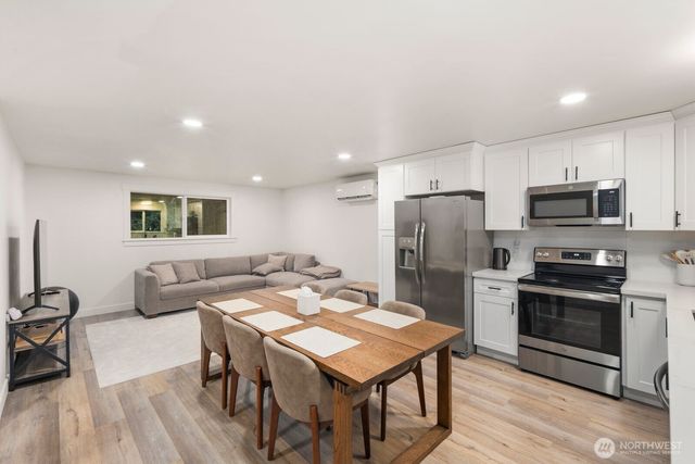 12319 129th Street Ct E, Puyallup, WA 98374