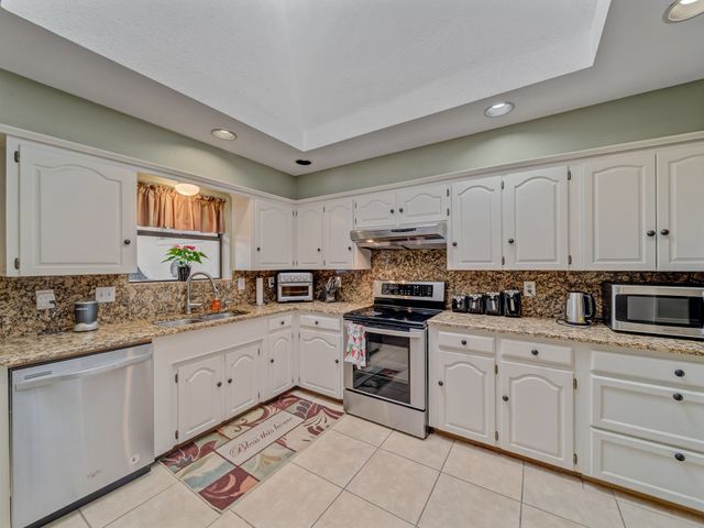 4640 Versailles Lane, Plano, TX 75093
