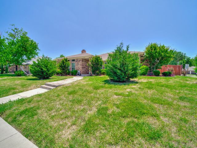 4640 Versailles Lane, Plano, TX 75093