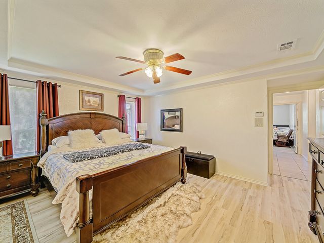 4640 Versailles Lane, Plano, TX 75093