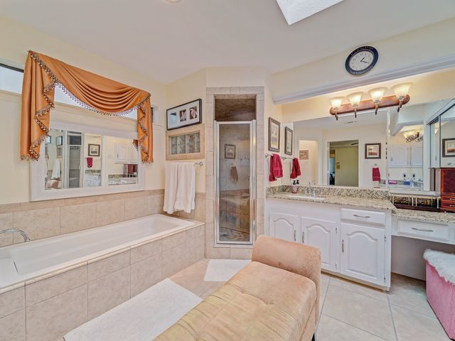 4640 Versailles Lane, Plano, TX 75093