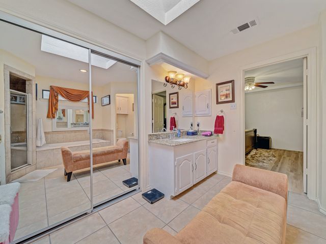 4640 Versailles Lane, Plano, TX 75093