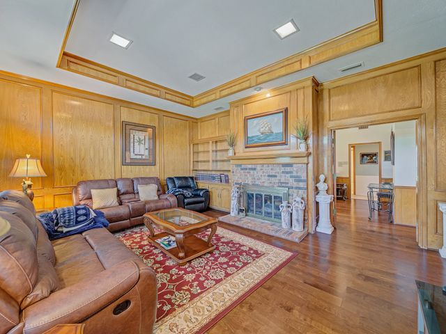 4640 Versailles Lane, Plano, TX 75093
