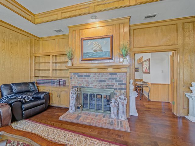 4640 Versailles Lane, Plano, TX 75093