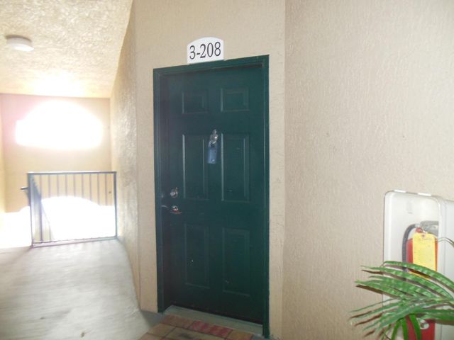 15025 Michelangelo Boulevard 208, Delray Beach, FL 33446
