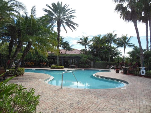 15025 Michelangelo Boulevard 208, Delray Beach, FL 33446