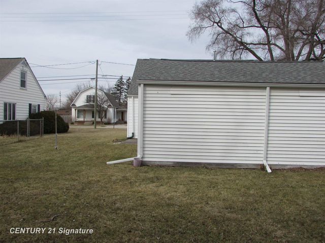 286 Church Street, Tittabawassee Twp, MI 48623