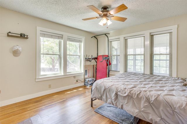 13800 Llano Drive, Weatherford, TX 76087