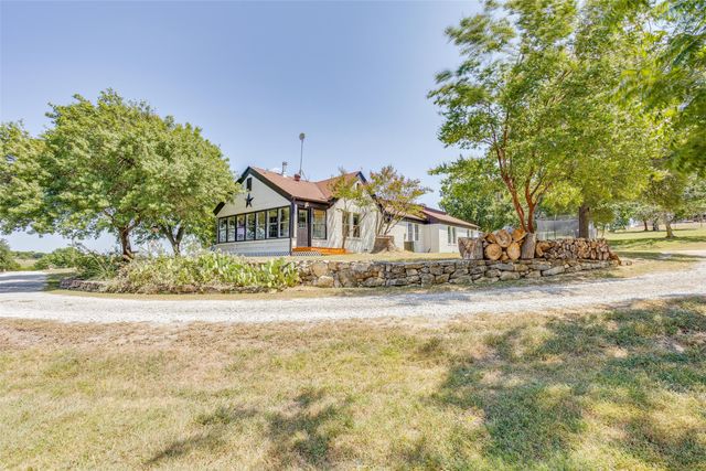 13800 Llano Drive, Weatherford, TX 76087