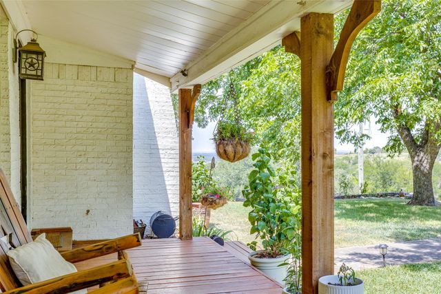 13800 Llano Drive, Weatherford, TX 76087
