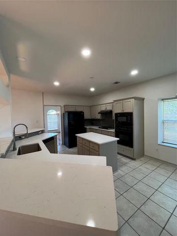 1200 Oakley Drive, Murphy, TX 75094