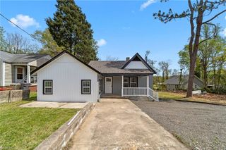 1813 S scales Street, Reidsville, NC 27320