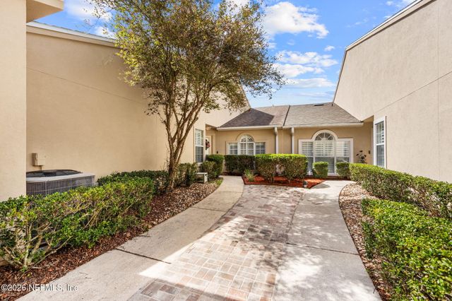 57 FOX VALLEY Drive, Orange Park, FL 32073