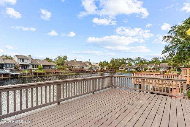 57 FOX VALLEY Drive, Orange Park, FL 32073