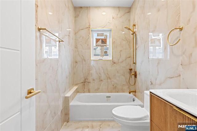 45 Lincoln Avenue, Cliffside Park, NJ 07010