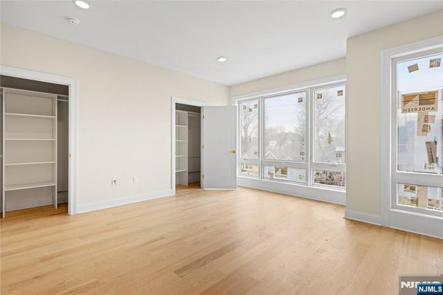 45 Lincoln Avenue, Cliffside Park, NJ 07010