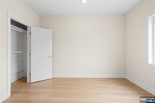 45 Lincoln Avenue, Cliffside Park, NJ 07010