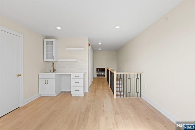 45 Lincoln Avenue, Cliffside Park, NJ 07010