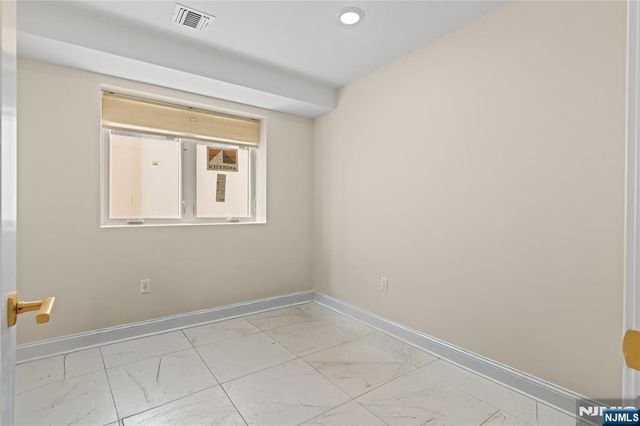 45 Lincoln Avenue, Cliffside Park, NJ 07010