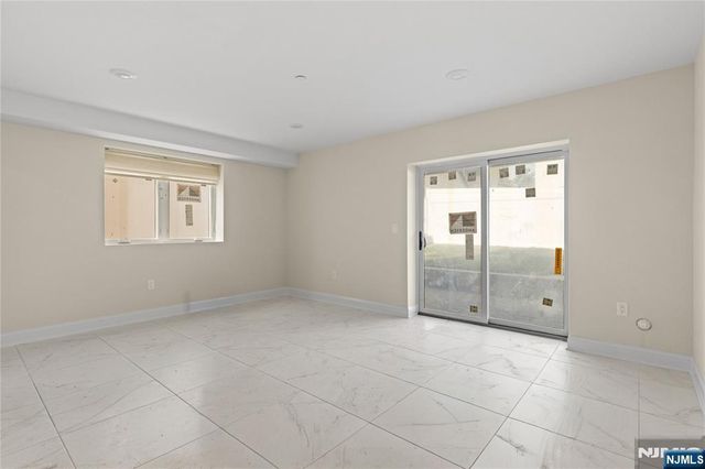 45 Lincoln Avenue, Cliffside Park, NJ 07010