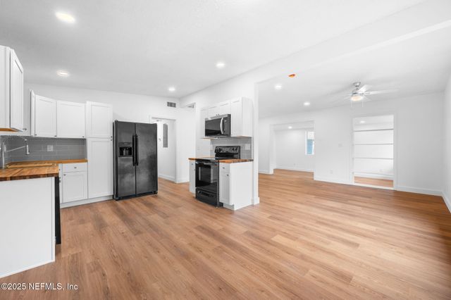 6903 CLOVIS Road, Jacksonville, FL 32205