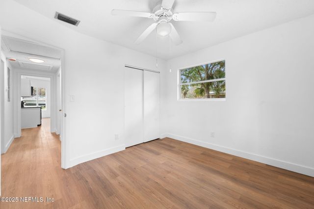 6903 CLOVIS Road, Jacksonville, FL 32205