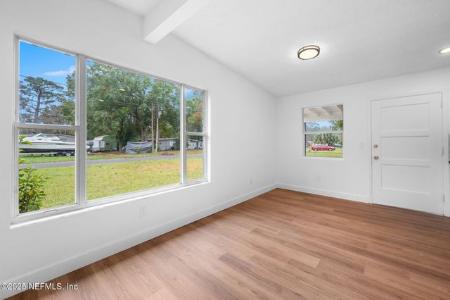 6903 CLOVIS Road, Jacksonville, FL 32205