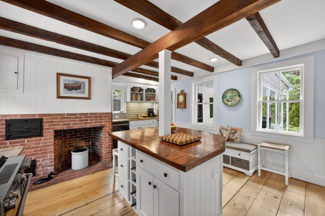370 Main Street, South Dennis, MA 02660