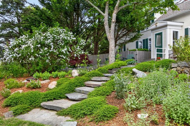 370 Main Street, South Dennis, MA 02660