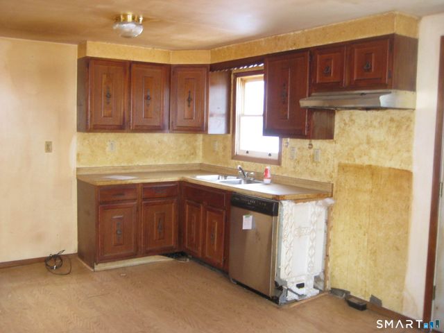 645 Buff Cap Road, Tolland, CT 06084