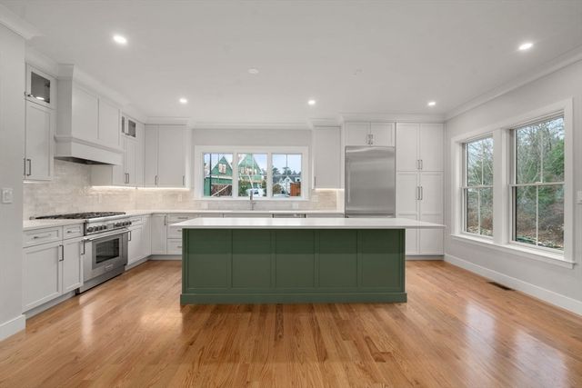 57 Horrigan Drive 3, Dedham, MA 02026