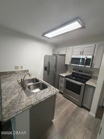 1401 S Palmetto Ave Apt 406, Daytona Beach, FL 32114