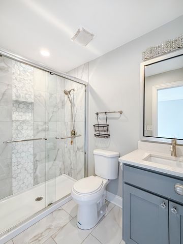 9027 Skyline Drive, Burr Ridge, IL 60527