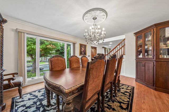 18 GAIL PL, Secaucus, NJ 07094