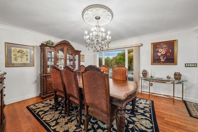 18 GAIL PL, Secaucus, NJ 07094