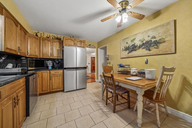 18 GAIL PL, Secaucus, NJ 07094