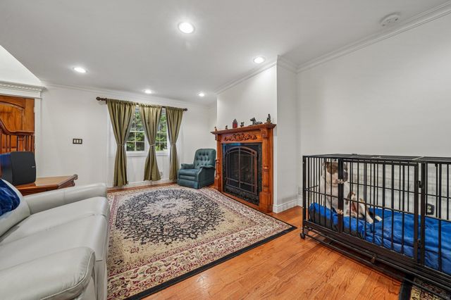 18 GAIL PL, Secaucus, NJ 07094