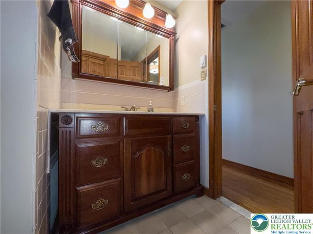 3851 Brandeis Avenue, Bethlehem Twp, PA 18020