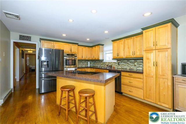 3851 Brandeis Avenue, Bethlehem Twp, PA 18020