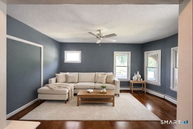 207 Greenfield Street, Hartford, CT 06112