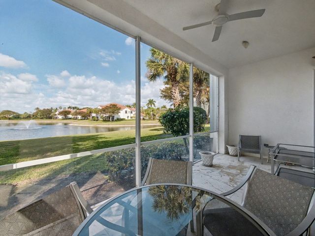118 Palm Bay Dr. A, Palm Beach Gardens, FL 33418