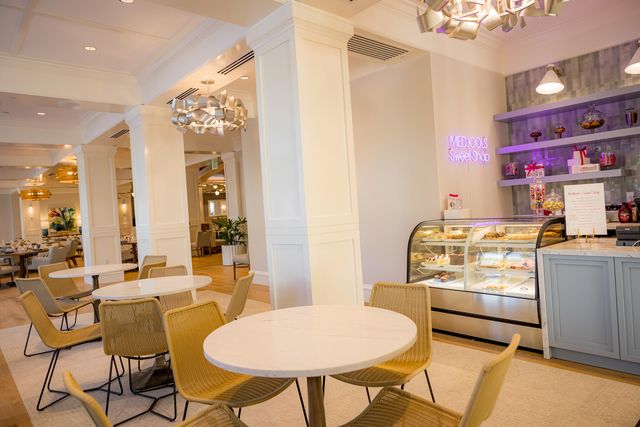 118 Palm Bay Dr. A, Palm Beach Gardens, FL 33418